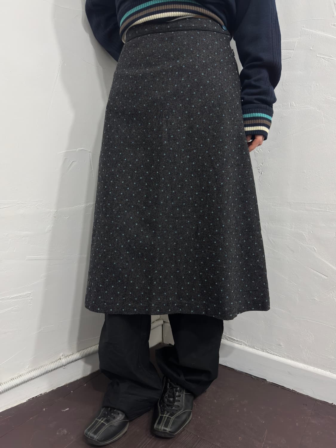 south to south dot wool skirt 상품이미지3