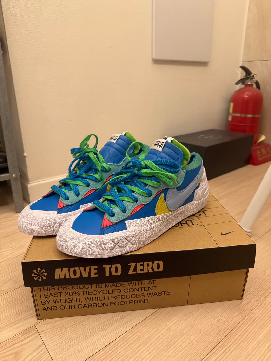 나이키 사카이 카우스 블레이저 로우 상품이미지1