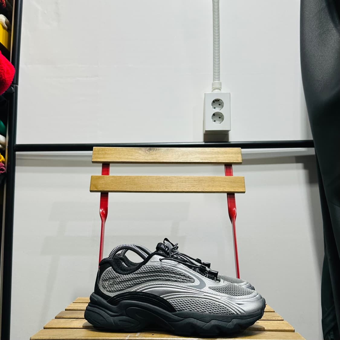 250) 휠라 운동화 남녀공용 신발 판테라 메탈 블랙 상품이미지1