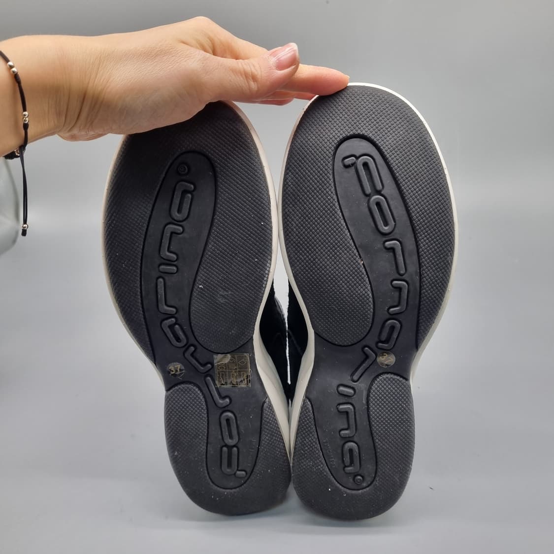 포나리나 럭스 벨벳 여성운동화235 굽6 상품이미지4