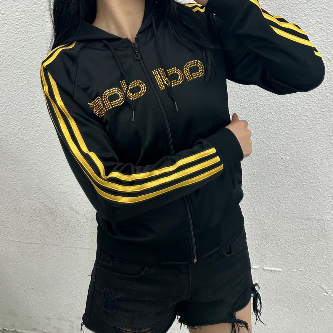 아디다스 옐로우라인 블랙 후드집업 90 상품이미지1