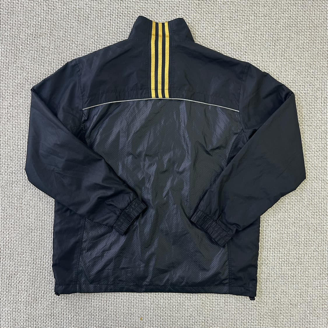 100 아디다스 금색 로고 바람막이 자켓 0423D 상품이미지4