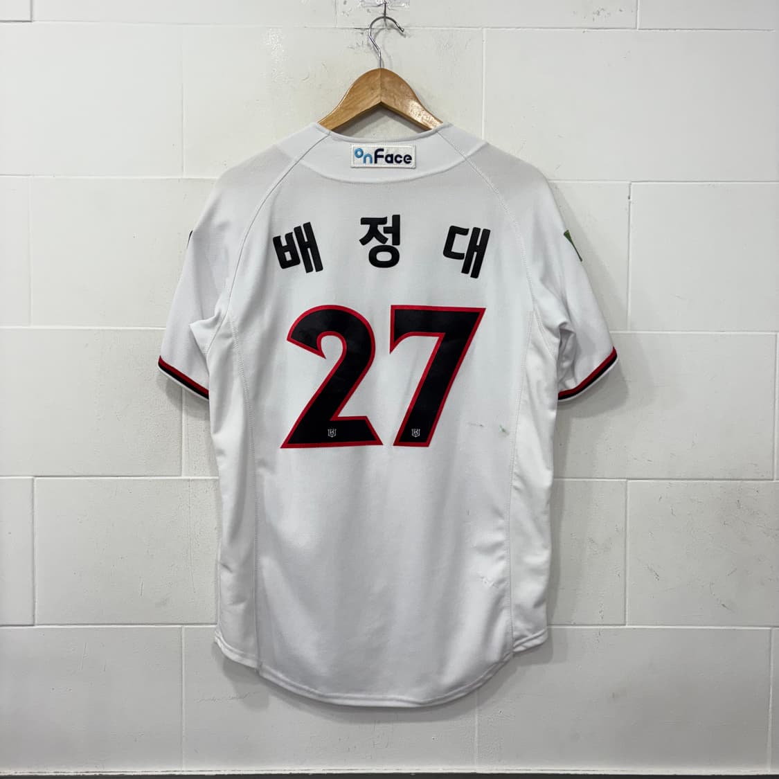 뉴발란스 KT 위즈 배정대 유니폼 상품이미지7