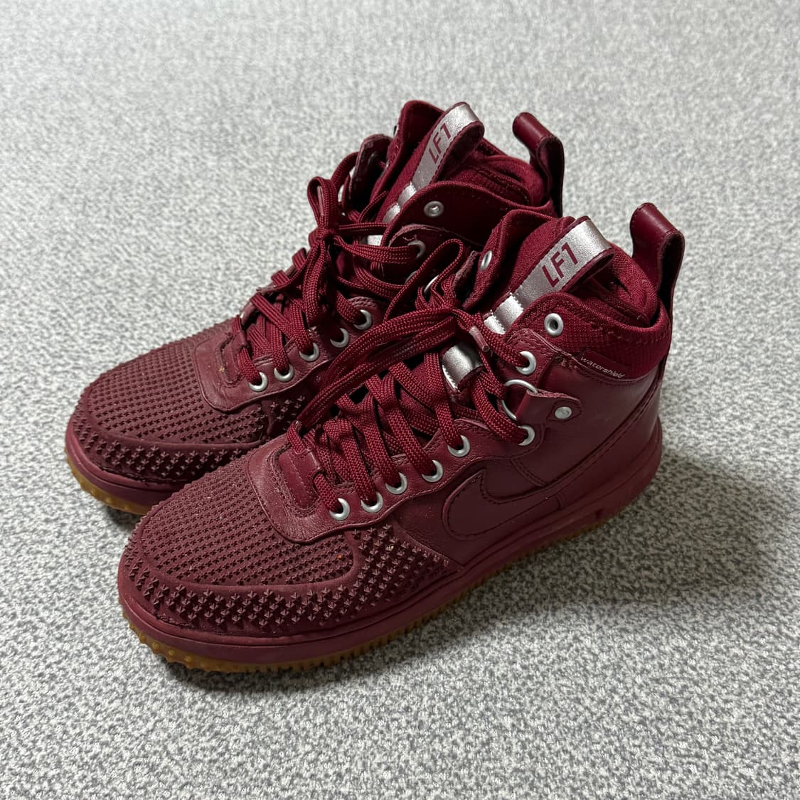 [정가 50만원] 나이키 루나 포스1 265 상품이미지1