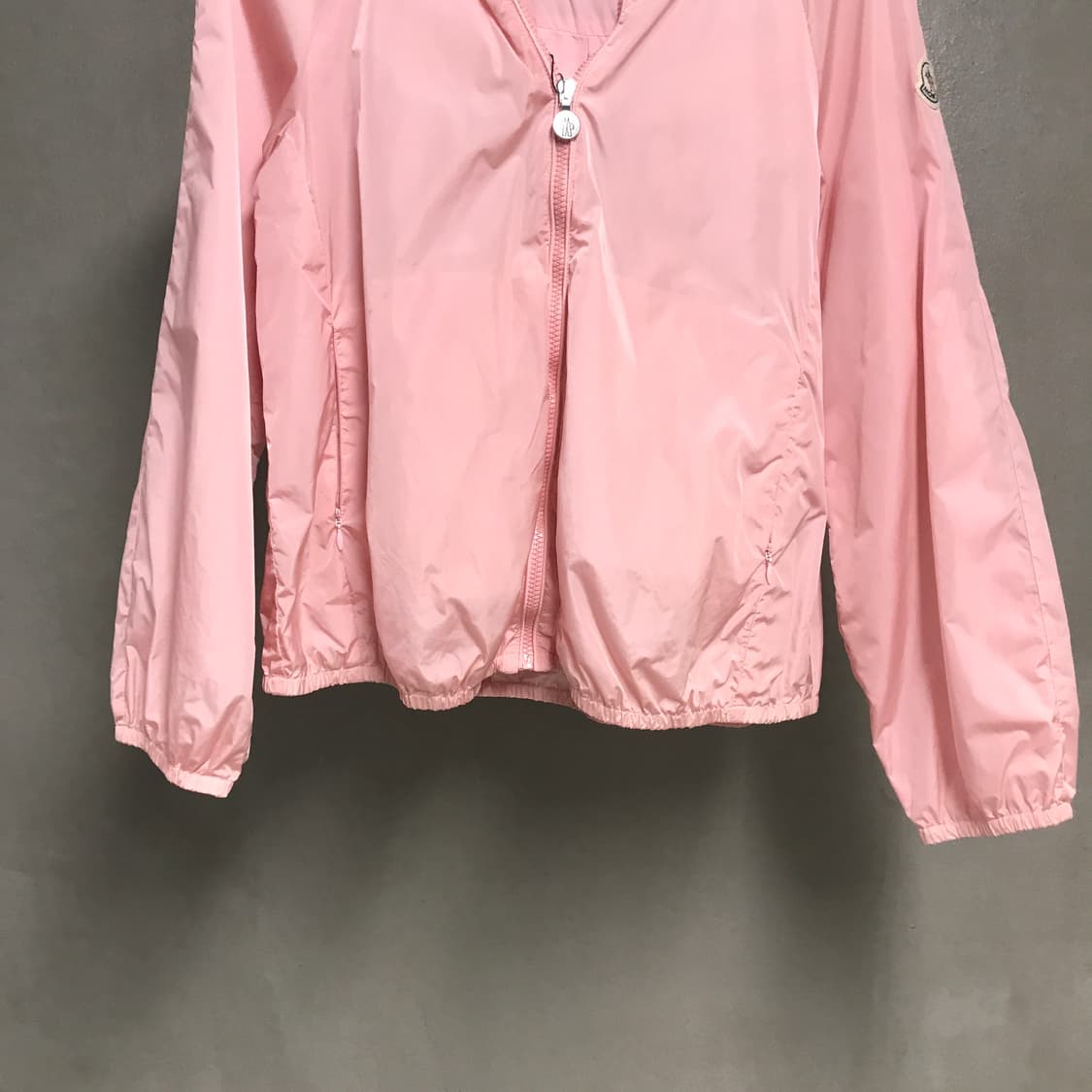 몽클레어 바람막이 핑크 14Y(W) 상품이미지3