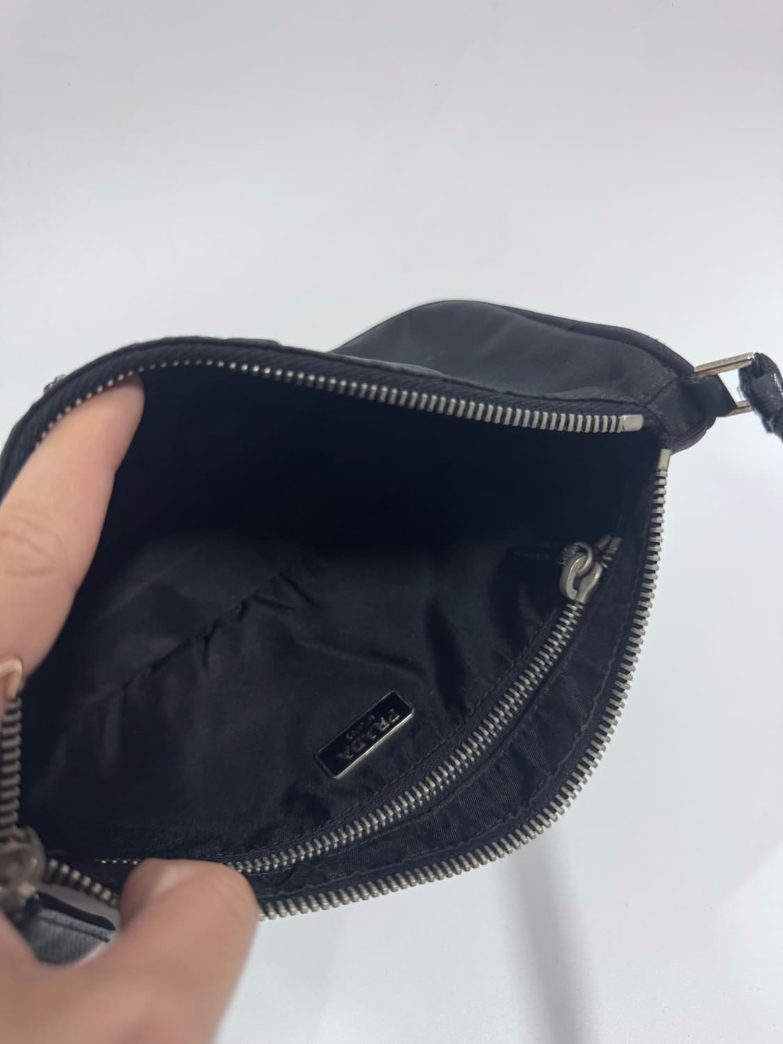 프라다 나일론 미니 숄더백 상품이미지6