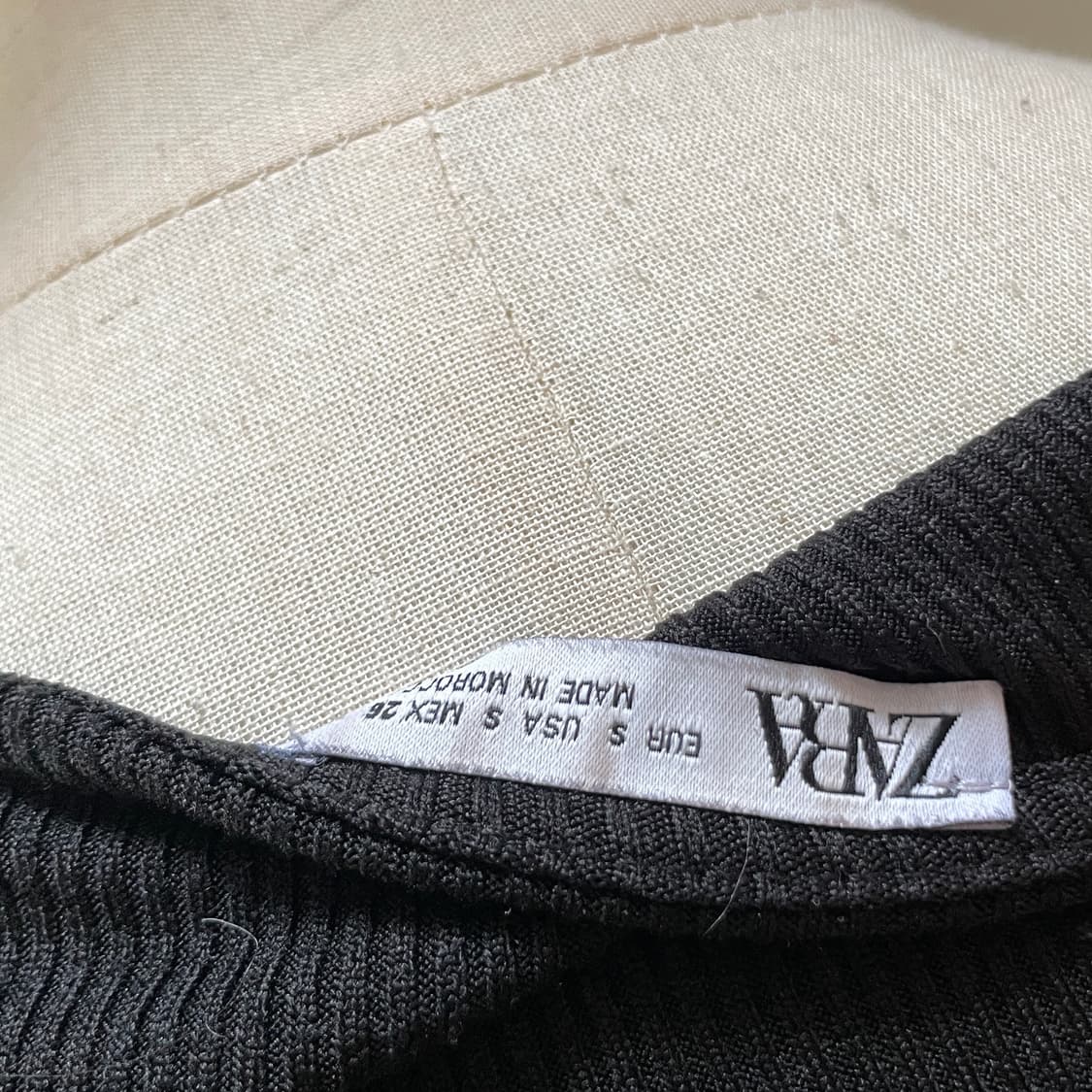 zara 자라 반팔 스퀘어넥 반팔 상품이미지2