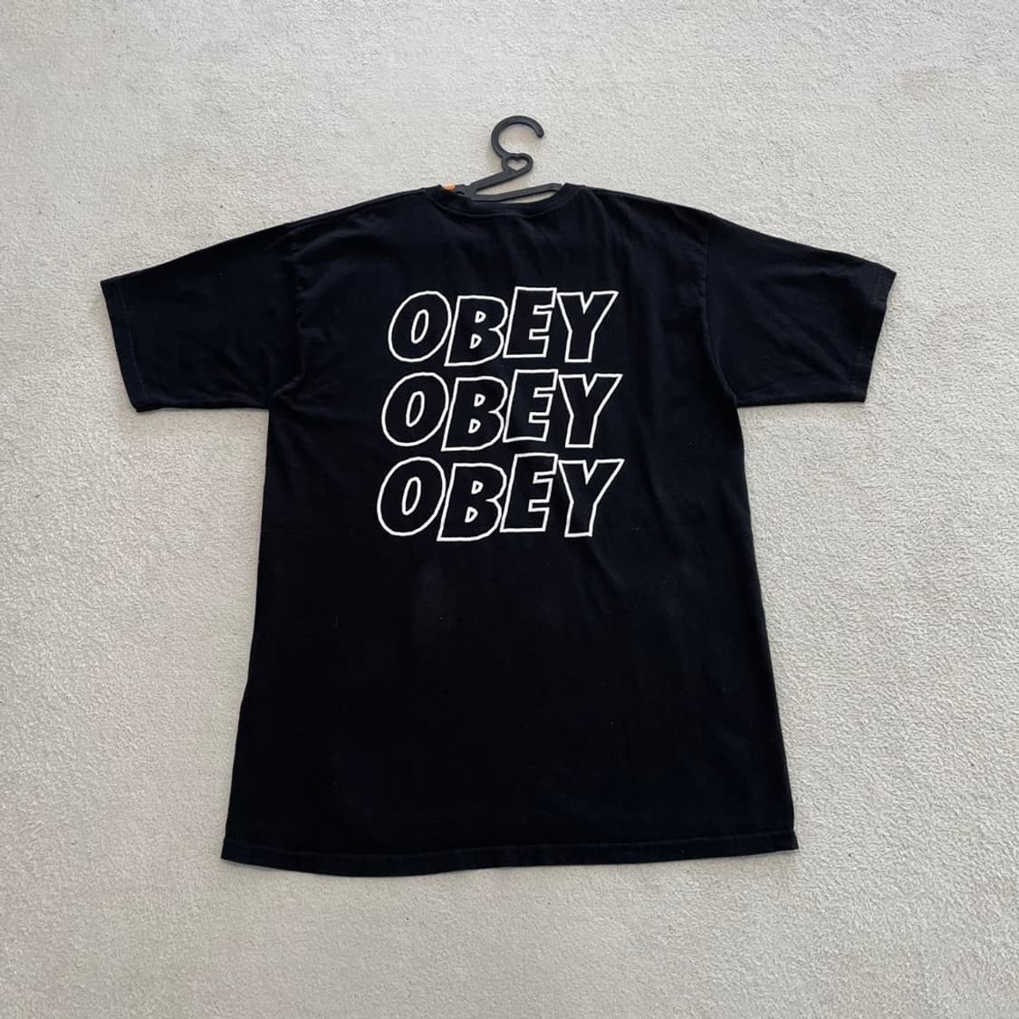 Obey 오베이 블랙 반팔티 E706 상품이미지3