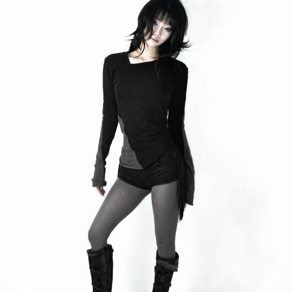 CRUD ARCHIVE Twisted Long Sleeves 상품이미지1