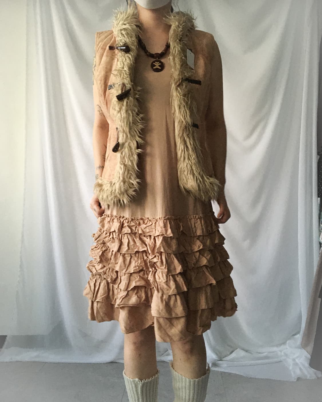 Duffle button fake fur layer hood vest 상품이미지7