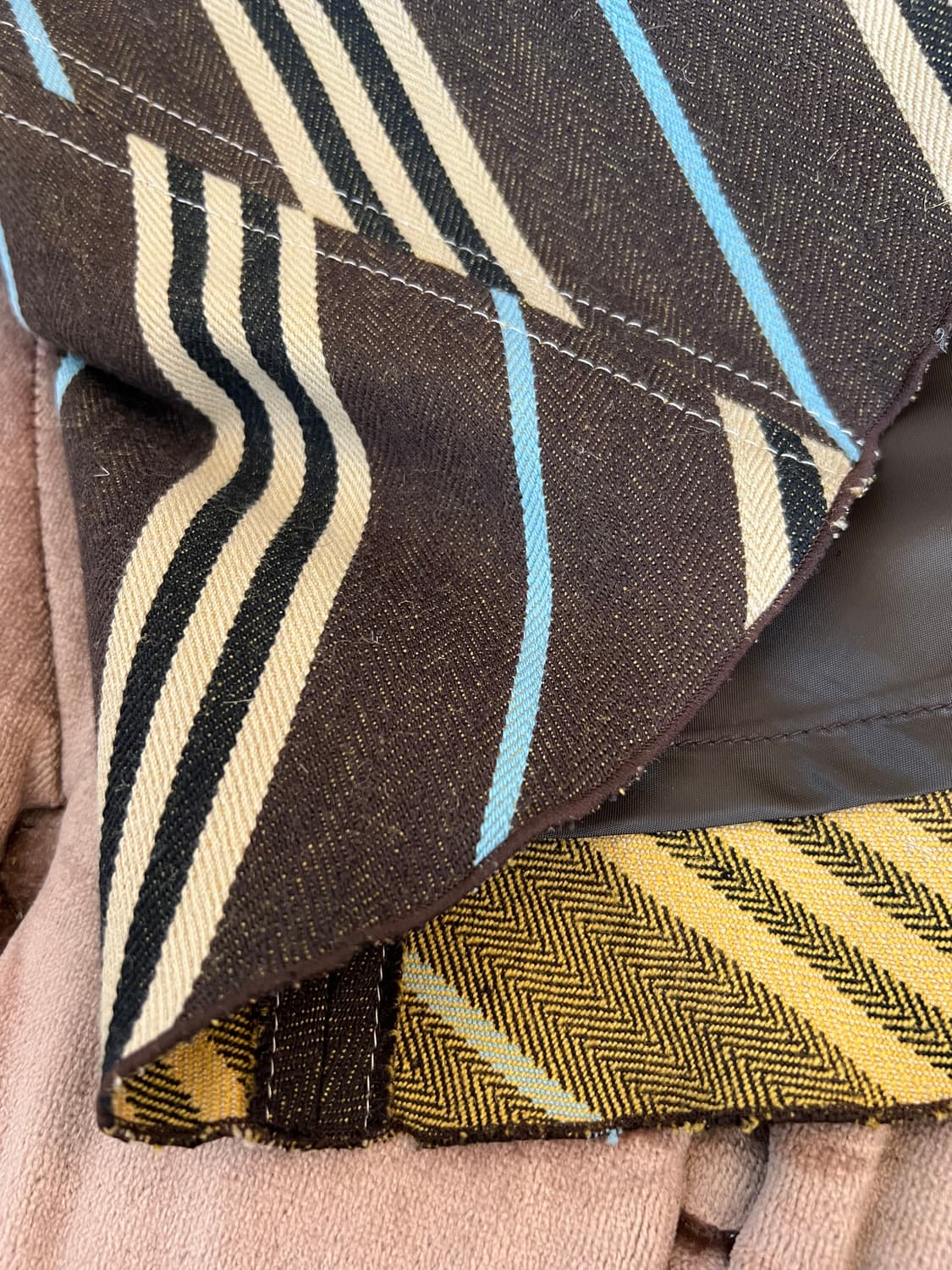 버버리런던 여성 브라운 미디스커트 울스커트 상품이미지8