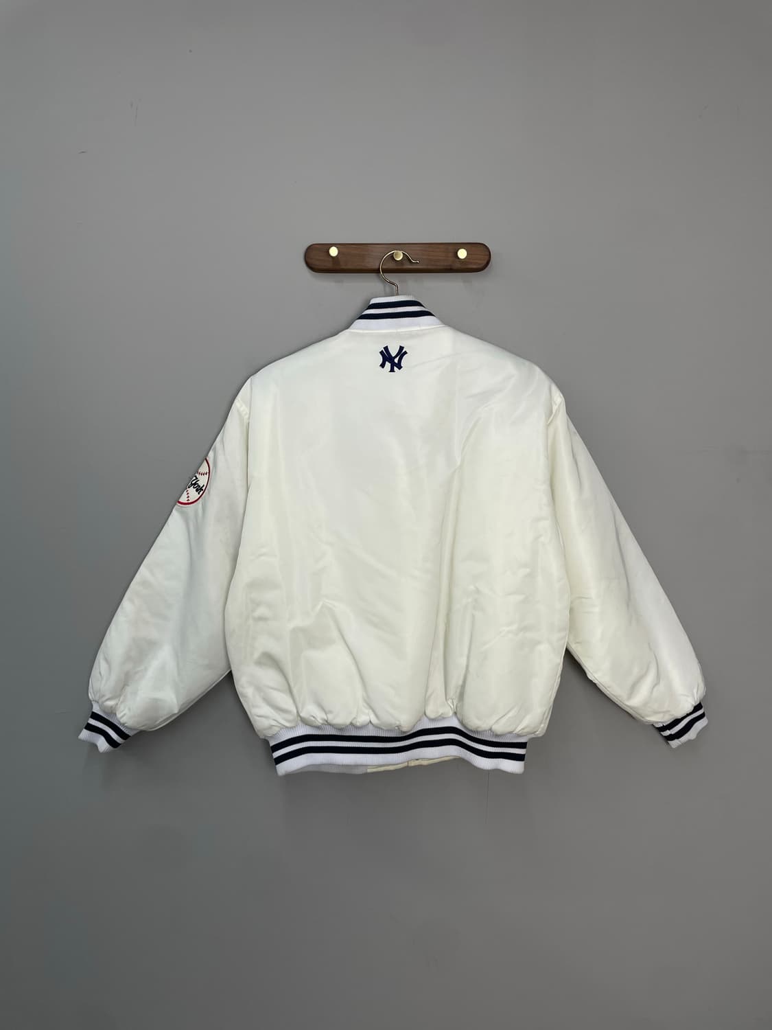 마제스틱 애슬레틱 뉴욕 양키스 베이스볼 자켓 H2135 상품이미지4