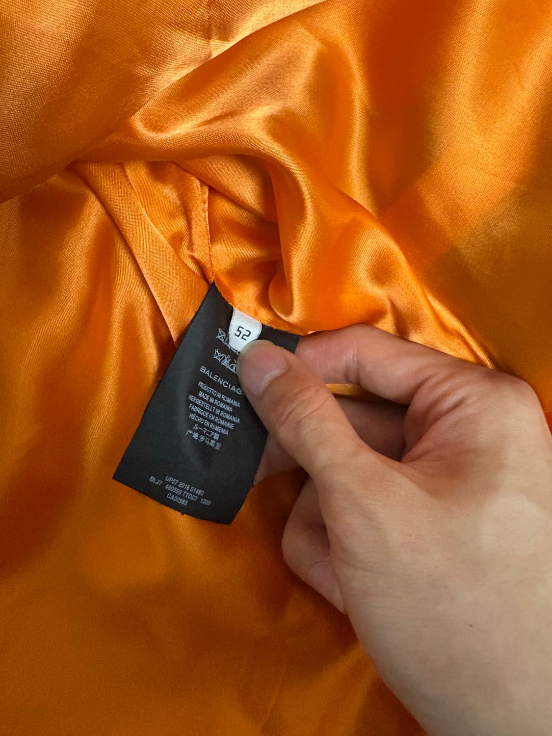 발렌시아가 17ss 크롭 봄버 상품이미지3