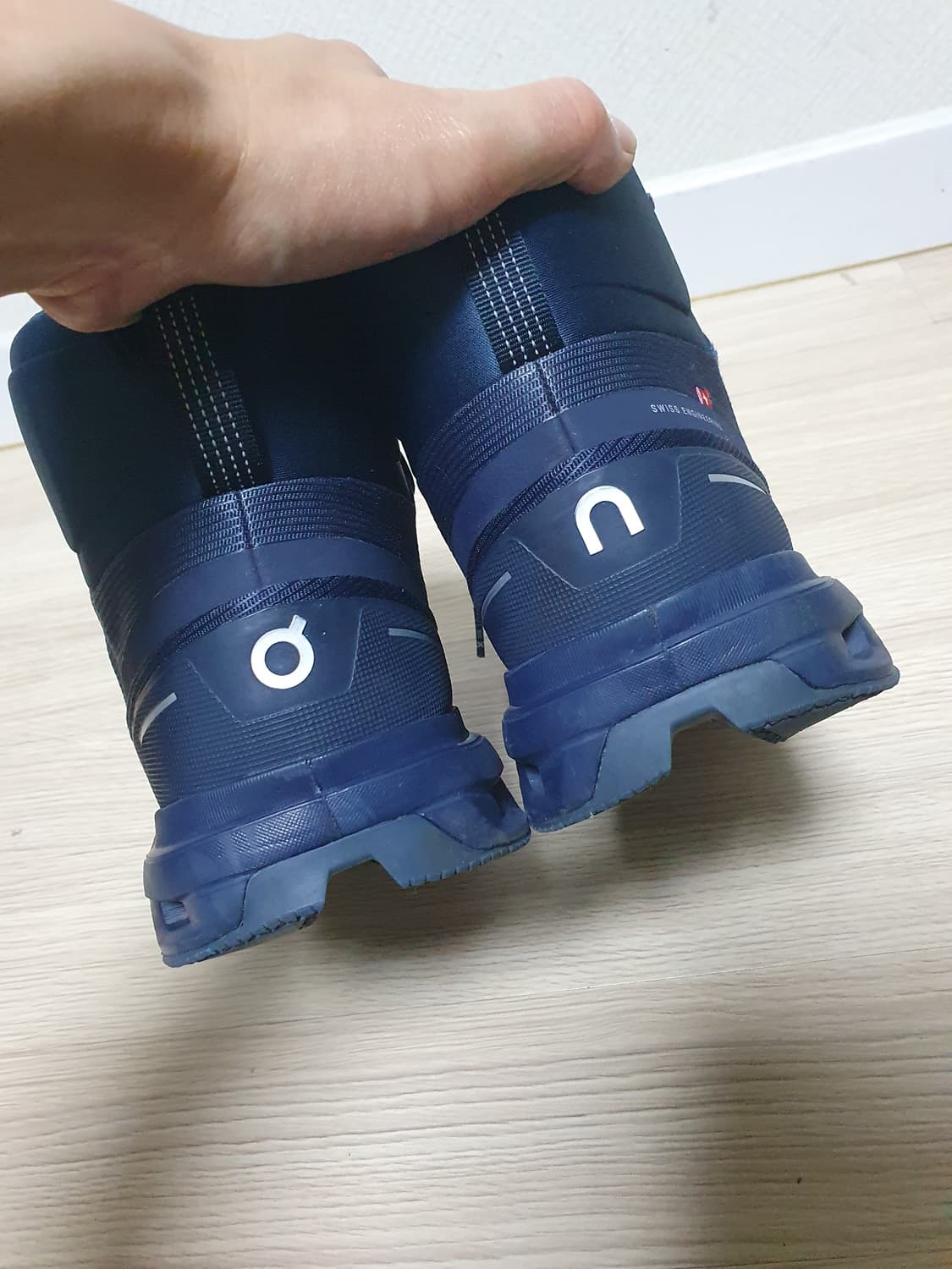 온러닝 클라우드락 하이킹 등산화 300~305 상품이미지6