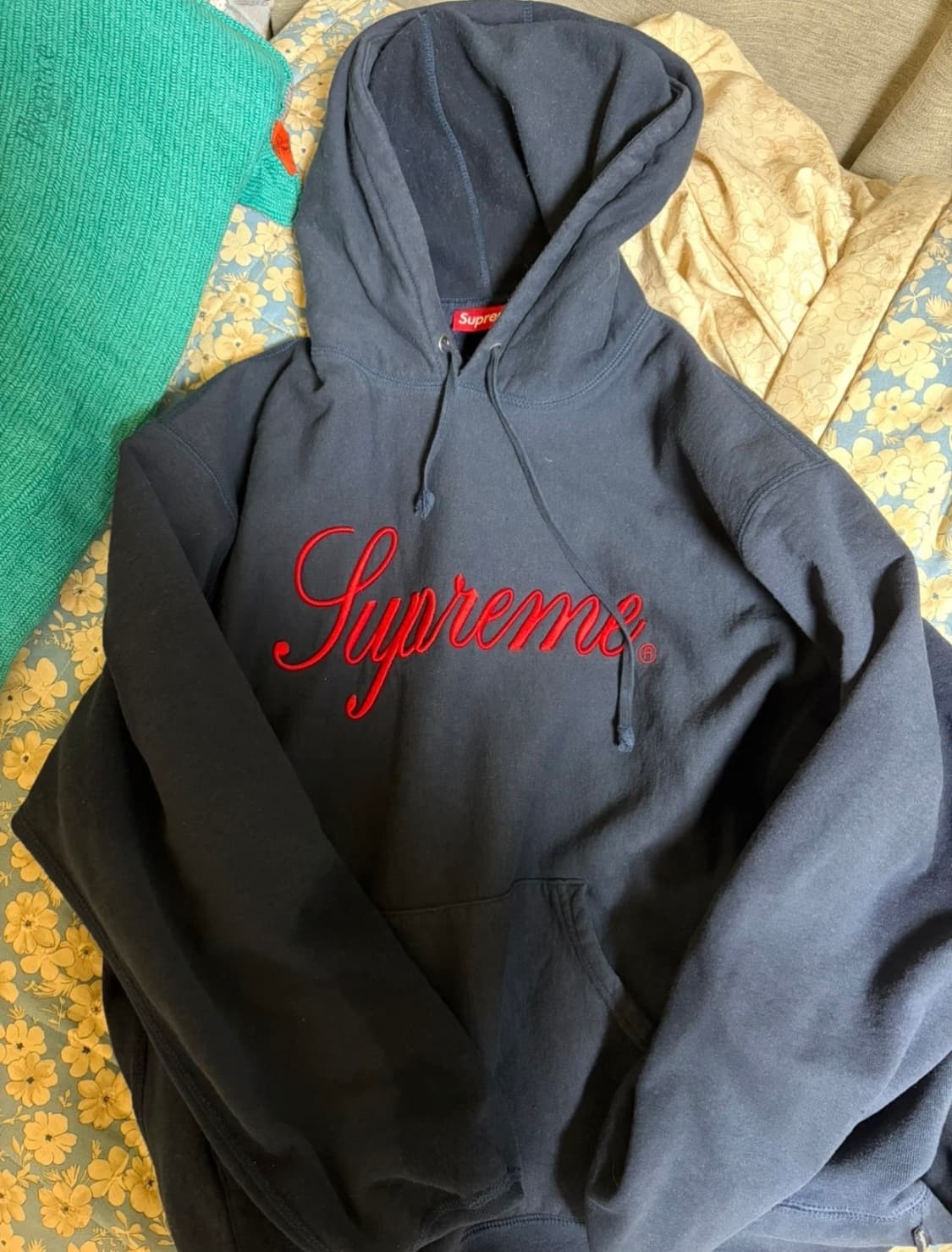 슈프림 자수 스크립트 후드 네이비 L 상품이미지1