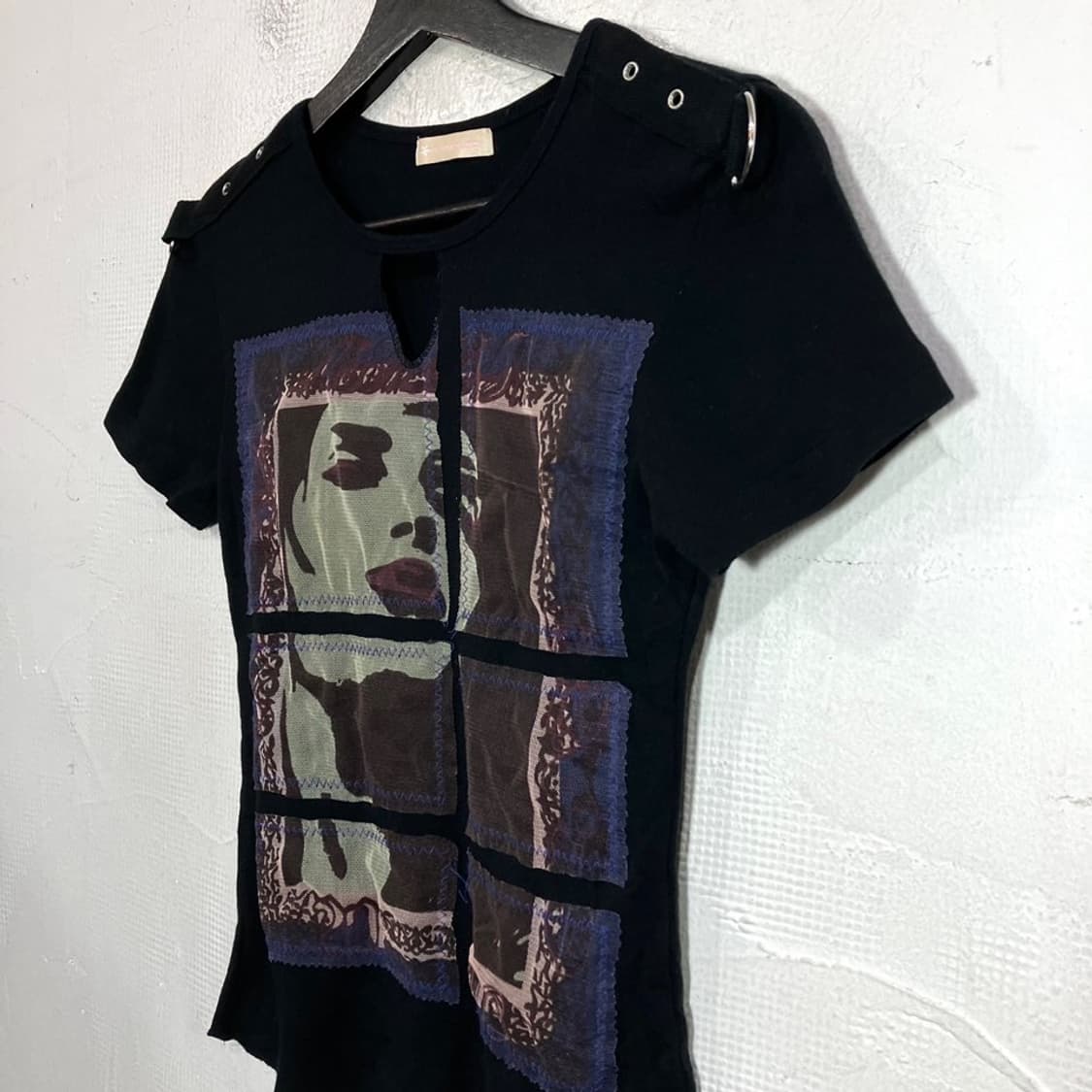 펑크 디테일 프린팅 반팔티 상품이미지4