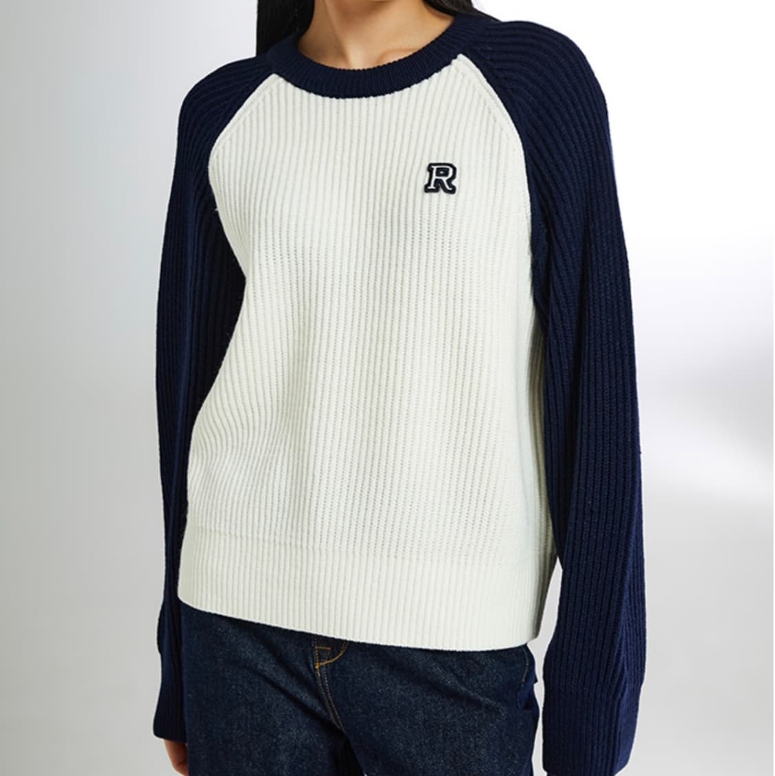 스파오 래글런 자수 스웨터 네이비 / 헌터 상품이미지5