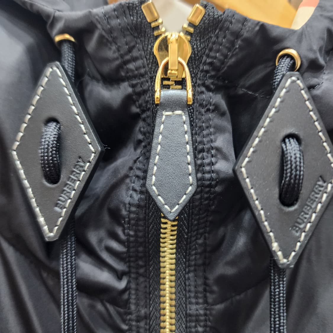 버버리 후드 윈드브레이커 US4 상품이미지3