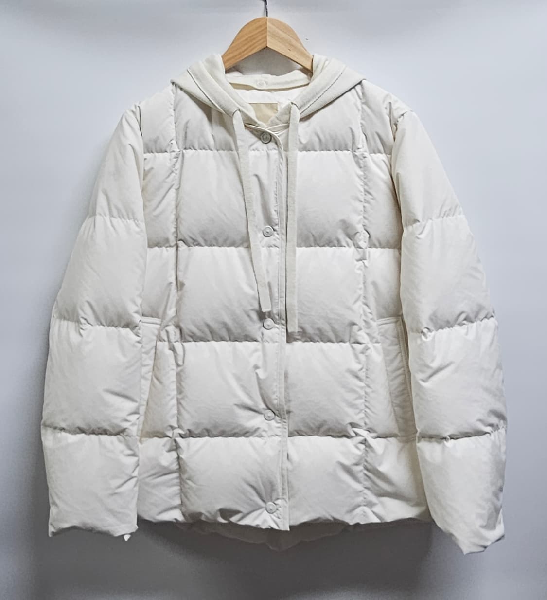 빈폴 여성 구스다운 경량패딩 M 상품이미지1