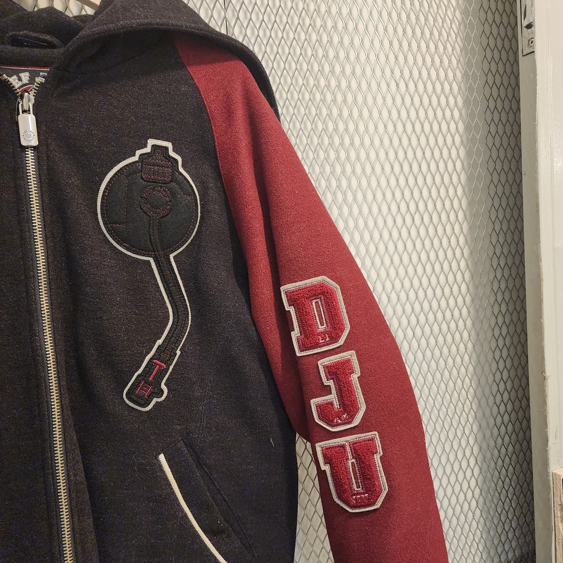 DEF JAM UNIVERSITY 다운 점퍼 상품이미지5