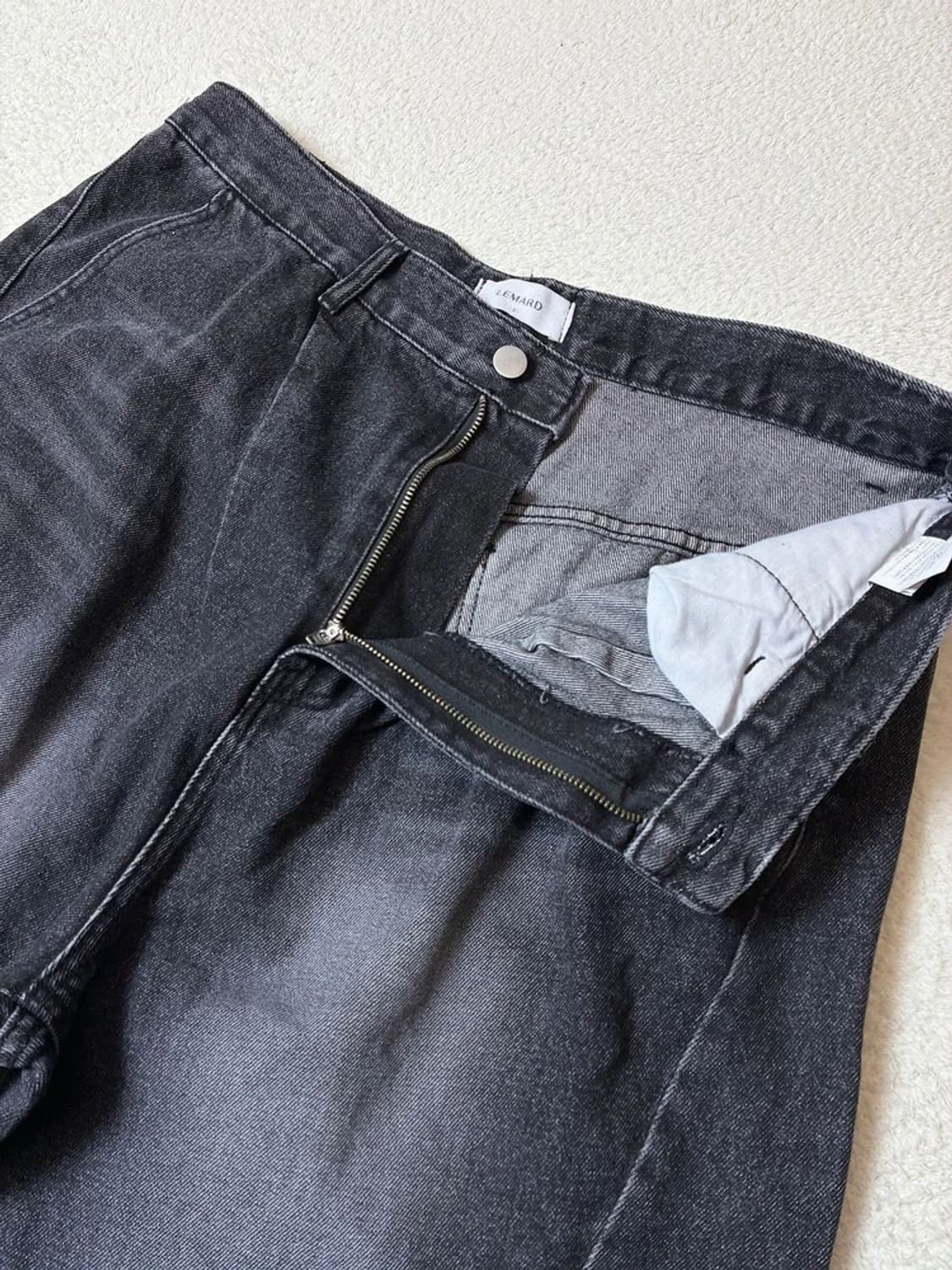 르마드 23FW 핀턱 로우컷 와이드 데님 팬츠 PN7592 상품이미지3