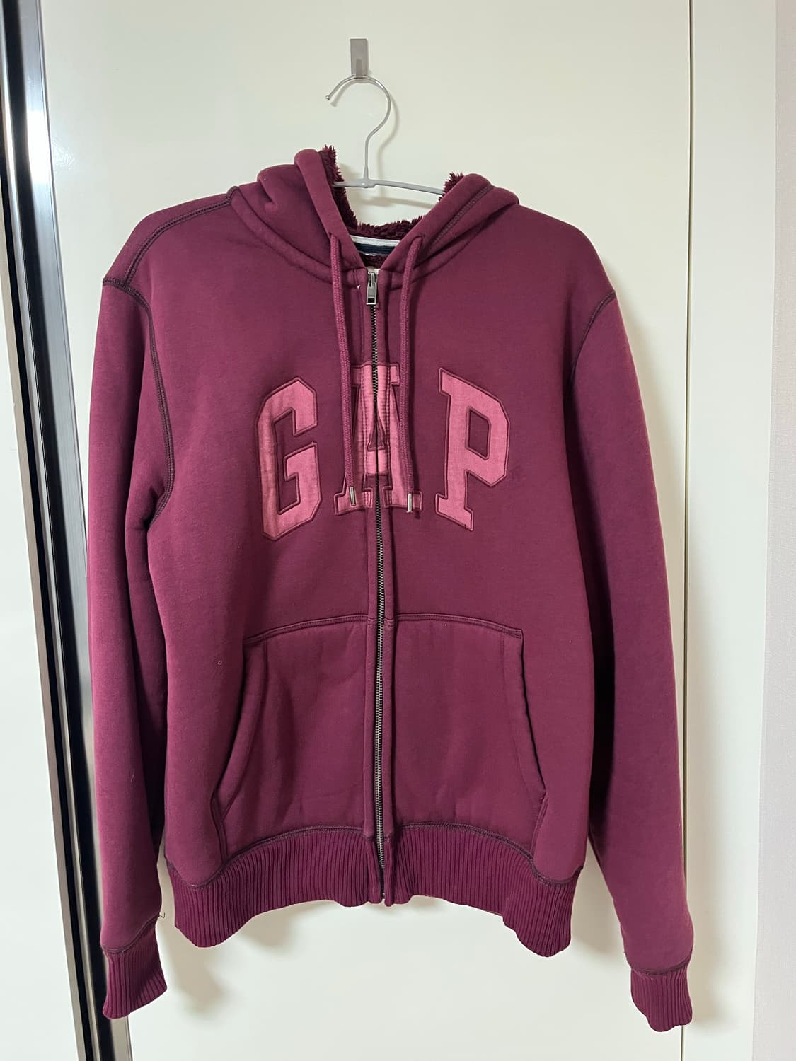 갭 GAP 버건디 후드집업 상품이미지1