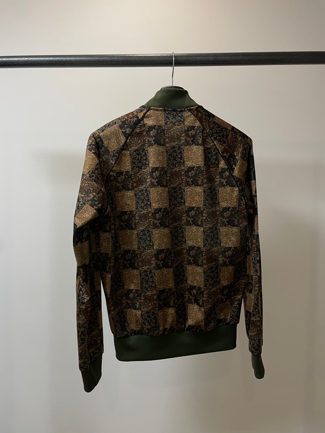 95) 아디다스 슈퍼스타 카모 체커 트랙탑 져지 자켓 상품이미지3