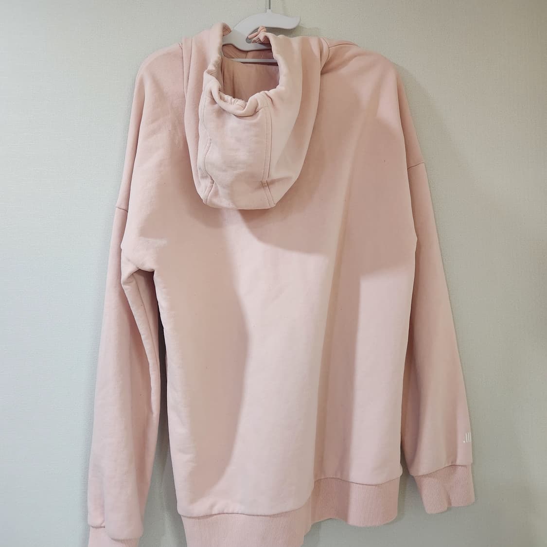 질스튜어트 스포츠 빅로고 후드티 100(L) 상품이미지4