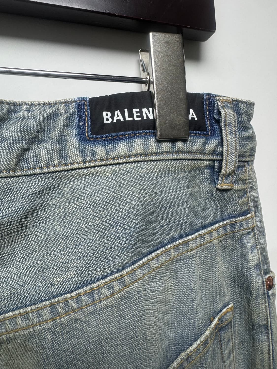 [S] 발렌시아가 배기 팬츠 연청 상품이미지6