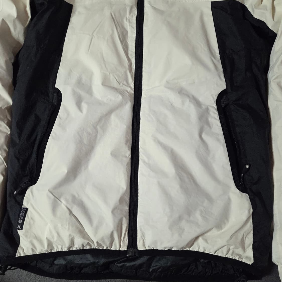 몬츄라 네비스 프리마로프트 경량 패딩 자켓 S 상품이미지4