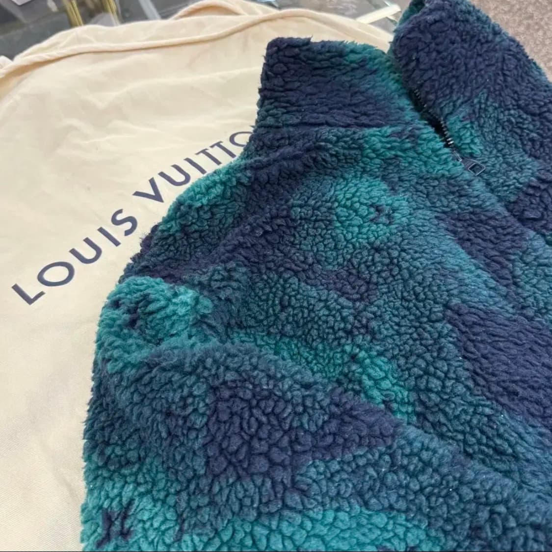 (2XL) 루이비통 모노그램 자카드 카모플라쥬 후리스 집업 자켓 상품이미지6