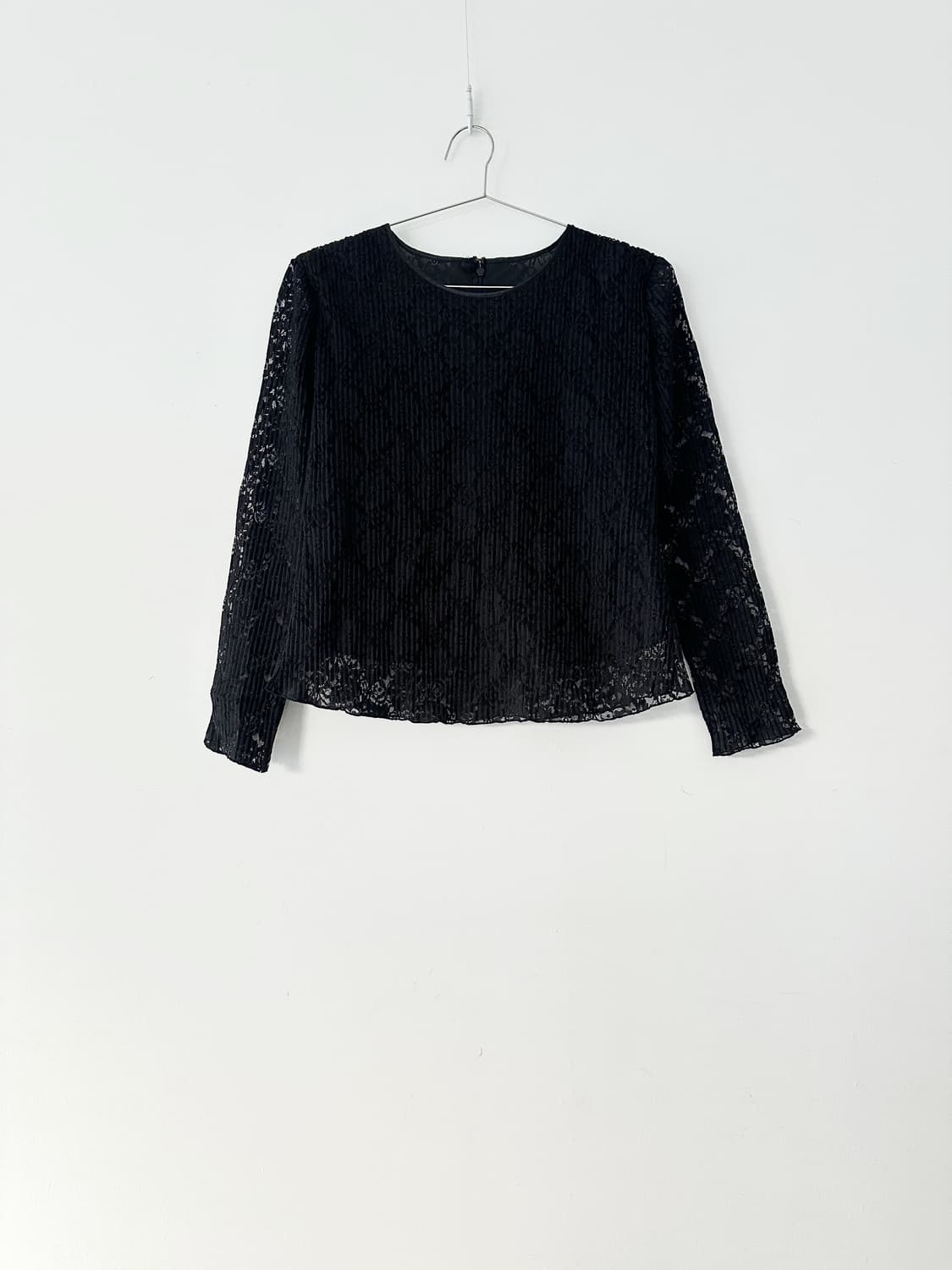 Embroidery see through top / black 상품이미지1