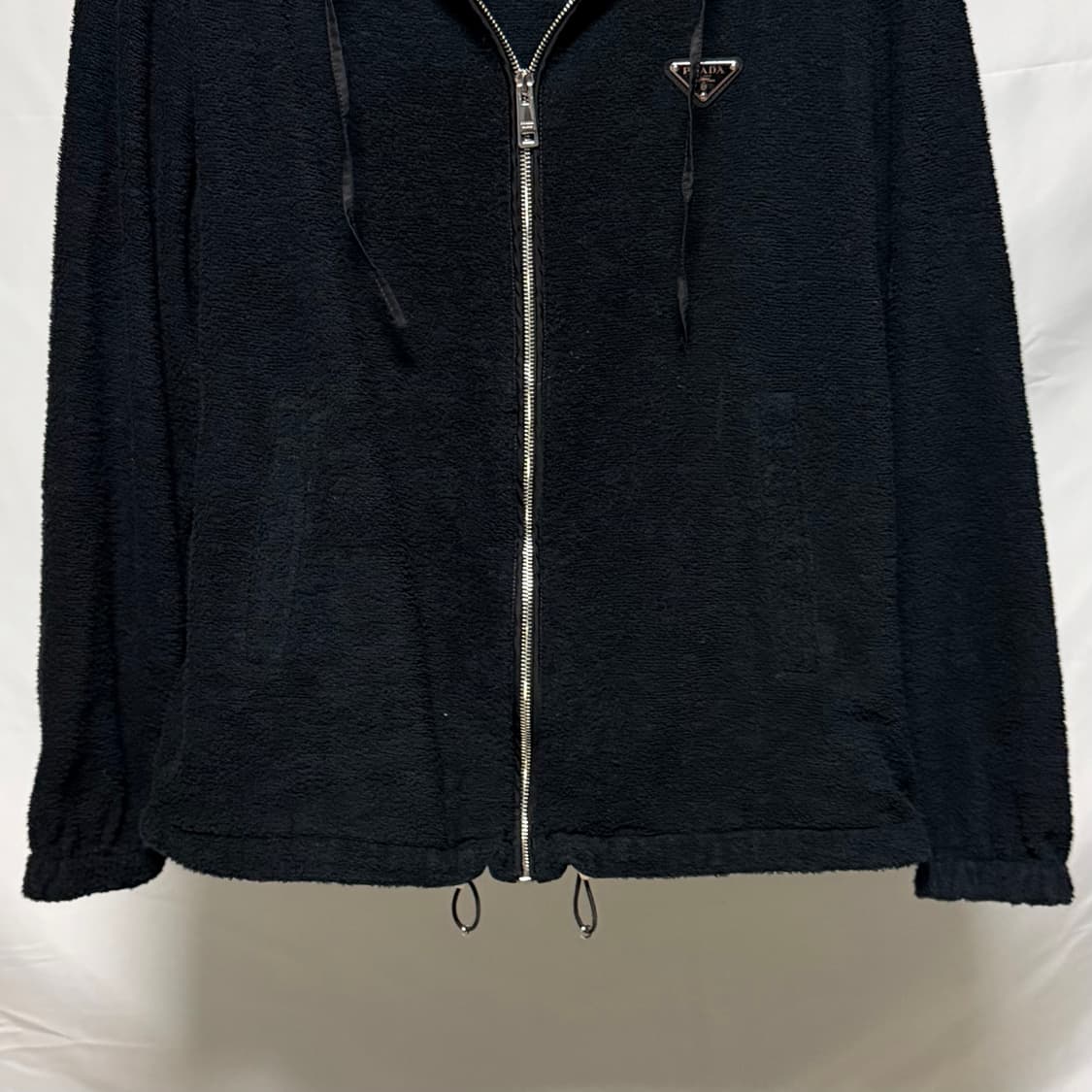 [S+급/50] 프라다 테리 클로스 후드집업 자켓 블랙 상품이미지4