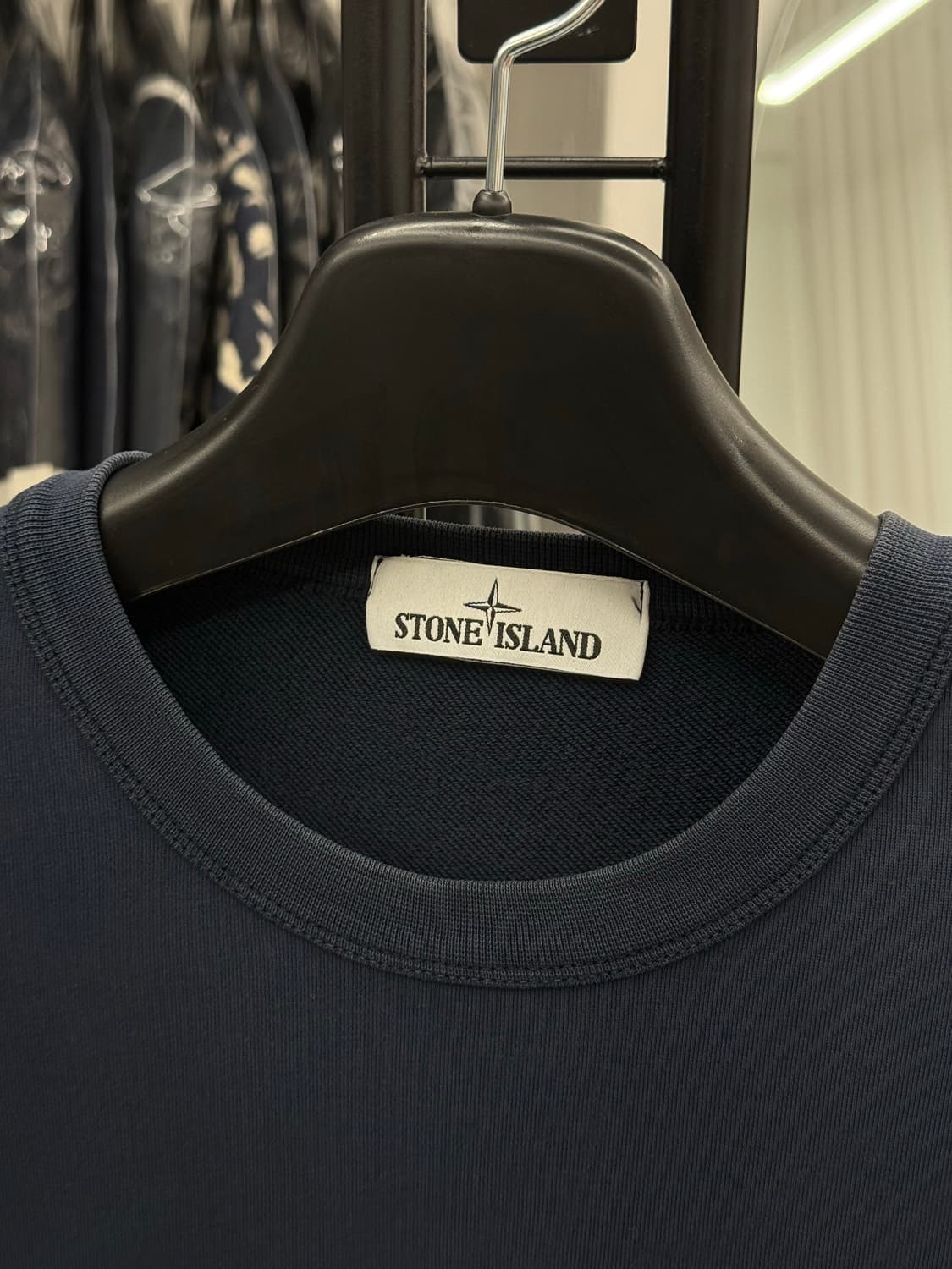 [L] 스톤아일랜드 지퍼 맨투맨 상품이미지4