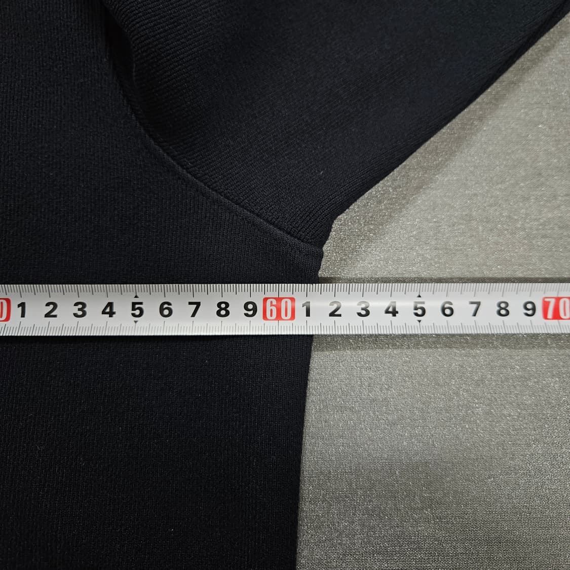 110 닥스 강아지자수 하프넥 버튼 니트 다크네이비 상품이미지7