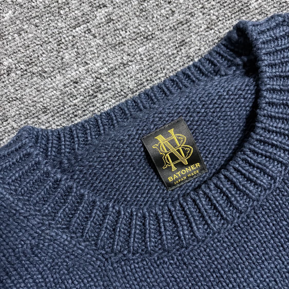 바토너 시그니처 크루넥 니트 상품이미지4
