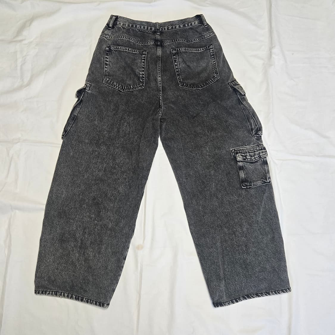 자라 유틸리티 카고 진 블랙 상품이미지2