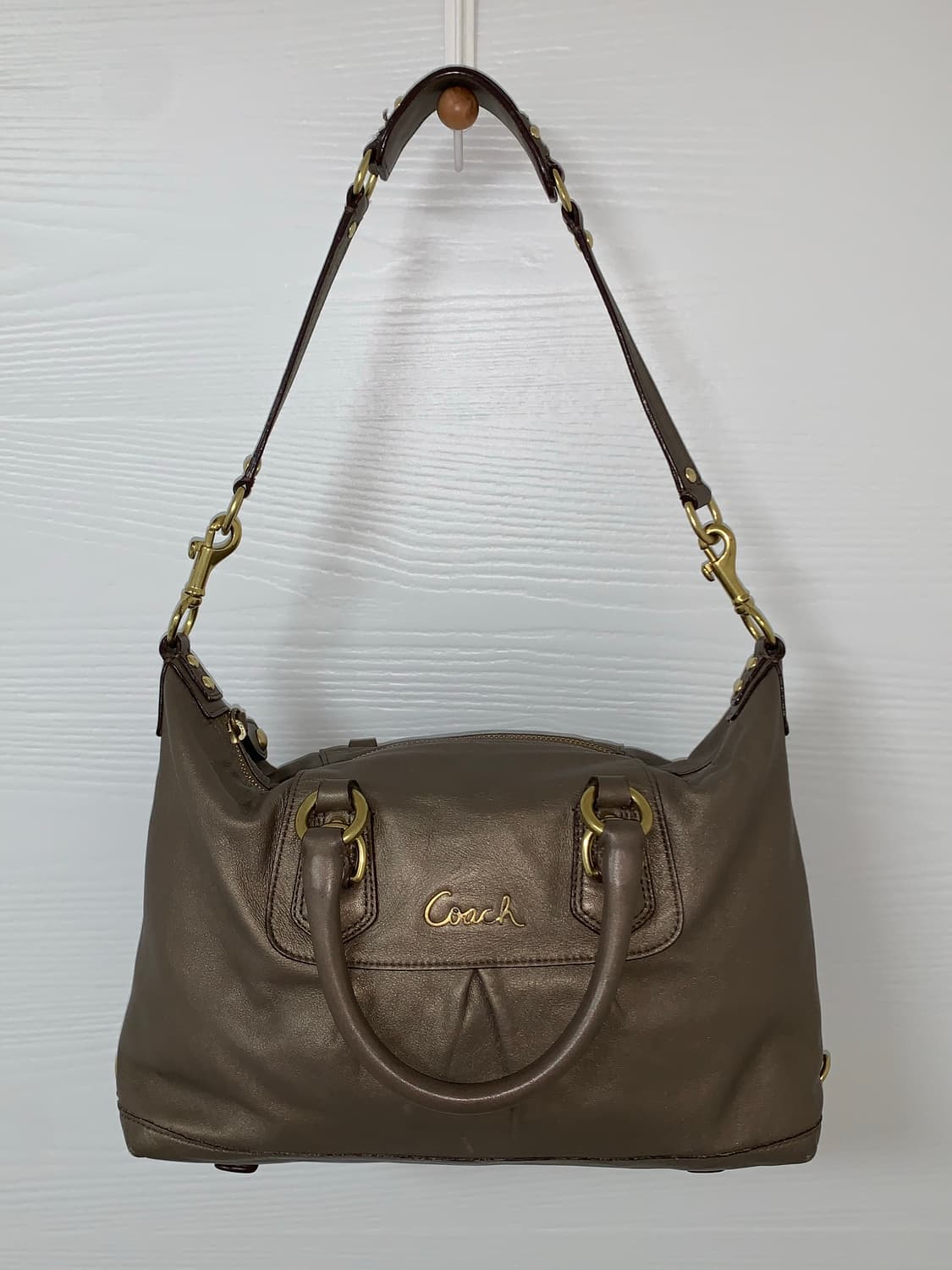 Old Coach shoulder bag 상품이미지1