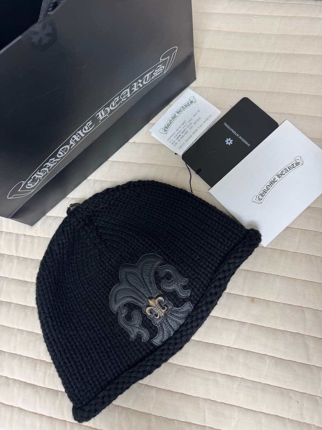 크롬하츠 캐시미어 플레어 비니 상품이미지1