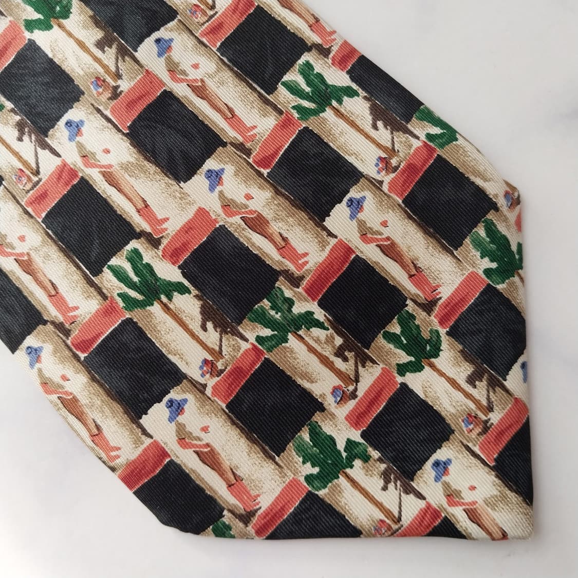 던힐 실크 블랙 패턴 넥타이 9.9cm A+등급 K1822
 상품이미지7