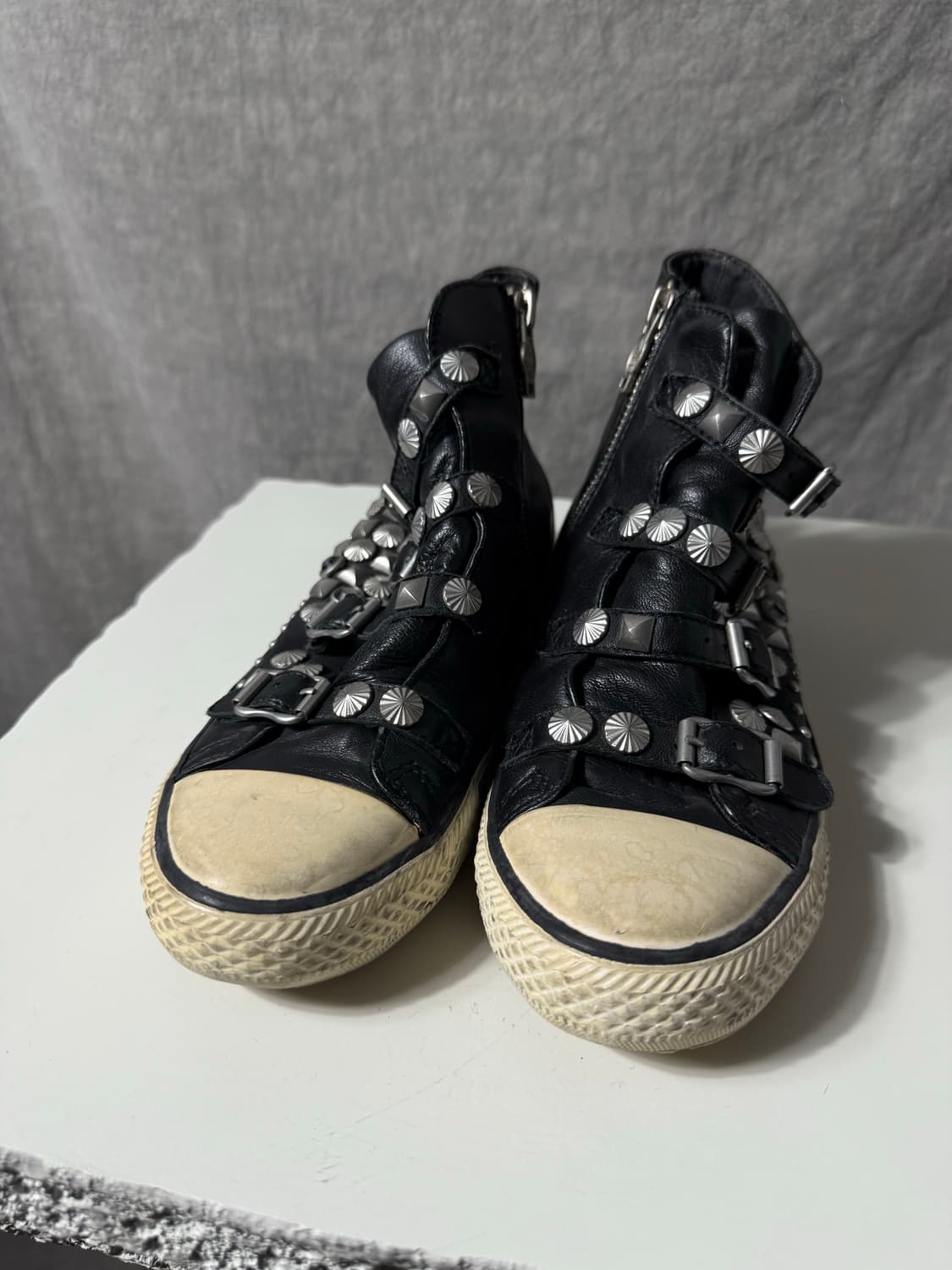 ASH Studded High Top Sneakers   상품이미지7