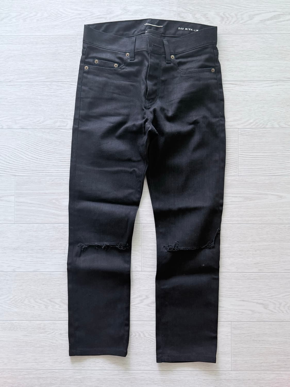 Saint Laurent Distressed Jeans 상품이미지2