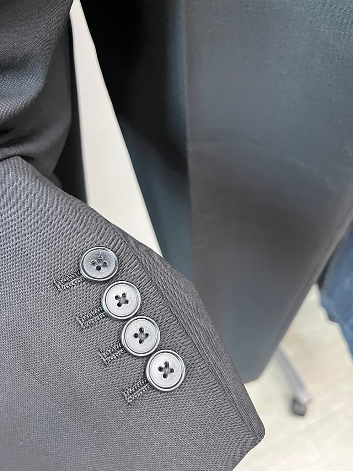 100,32) 띠어리 블랙 슈트  상품이미지6