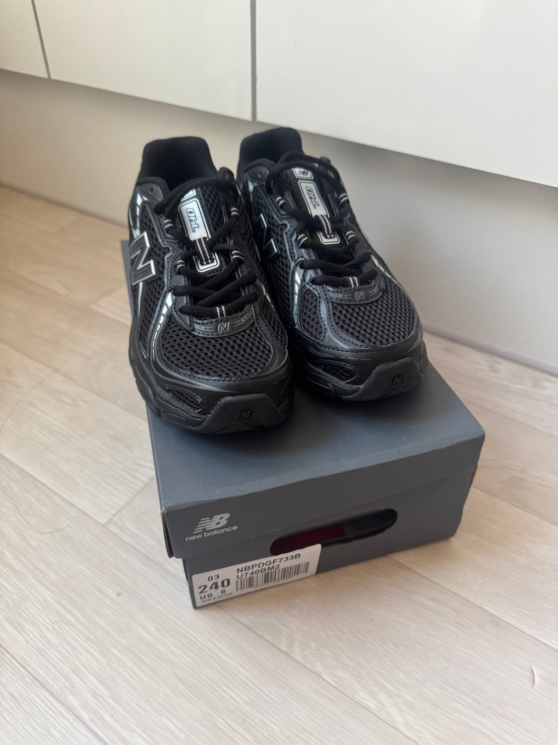 뉴발란스 740 블랙 실버 운동화 240 / U740BM2 (BLACK  상품이미지4