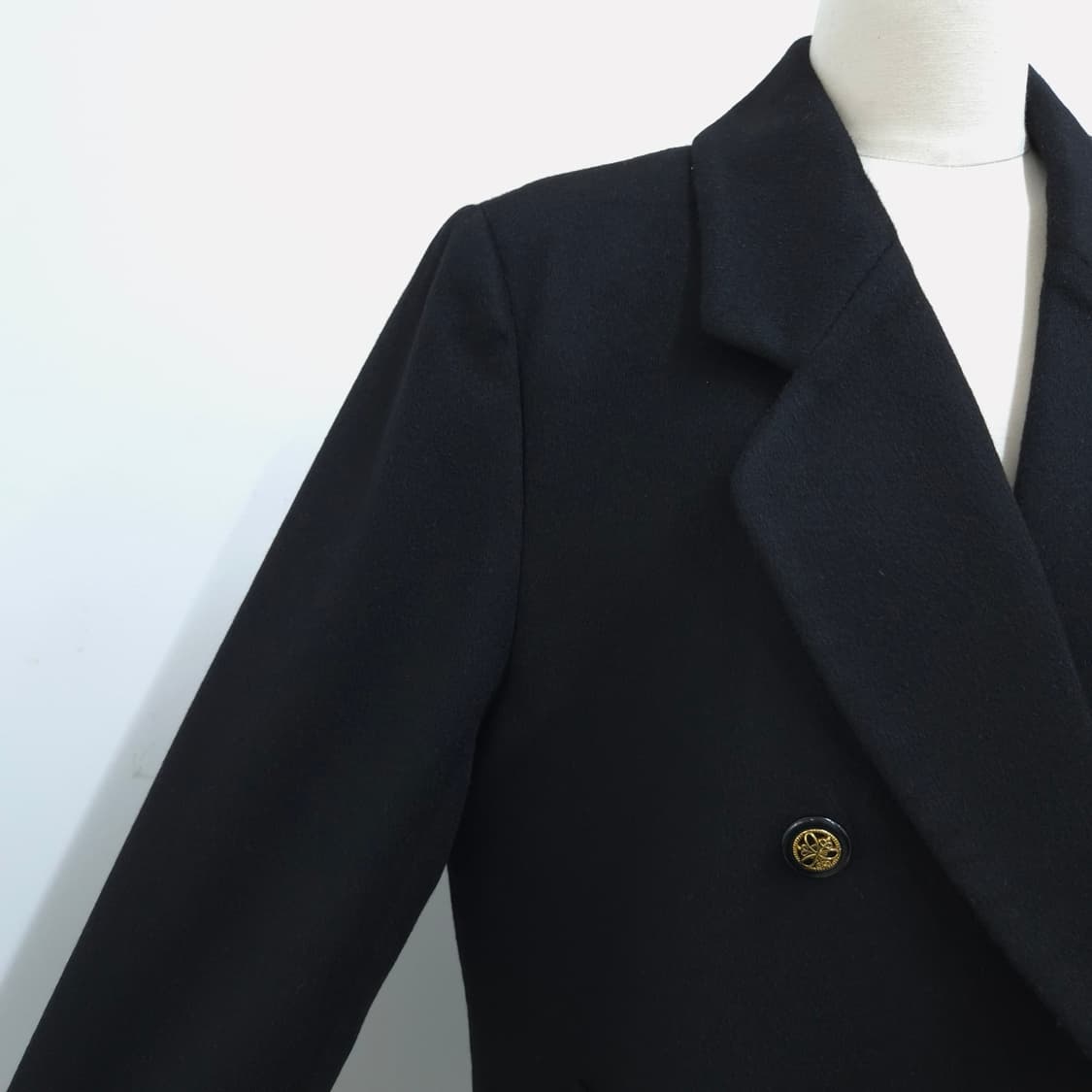 울 100% 블랙 여성 오버핏 더블 코트 상품이미지7