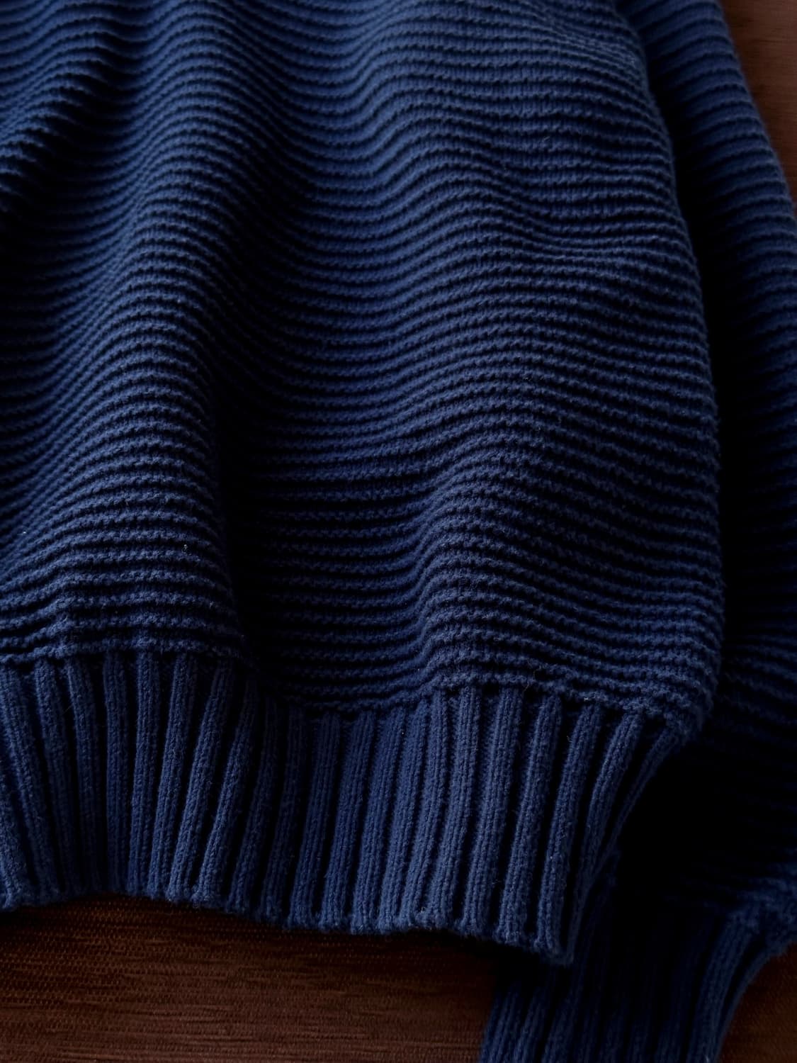 Middle gauge design shoulder knitted top 상품이미지3