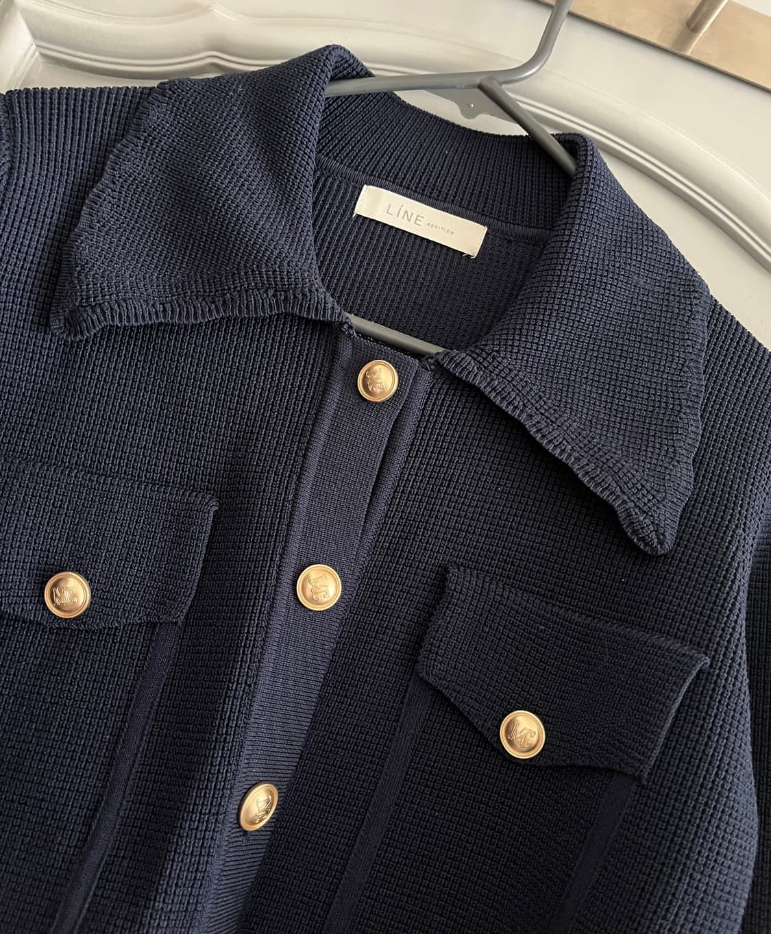 23ss 라인어디션 와이드 카라 버튼 가디건 프리사이즈 미사용 상품이미지4
