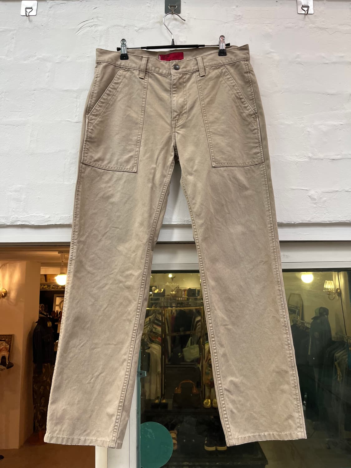 Levis 베이지 퍼티그팬츠 W32 상품이미지1