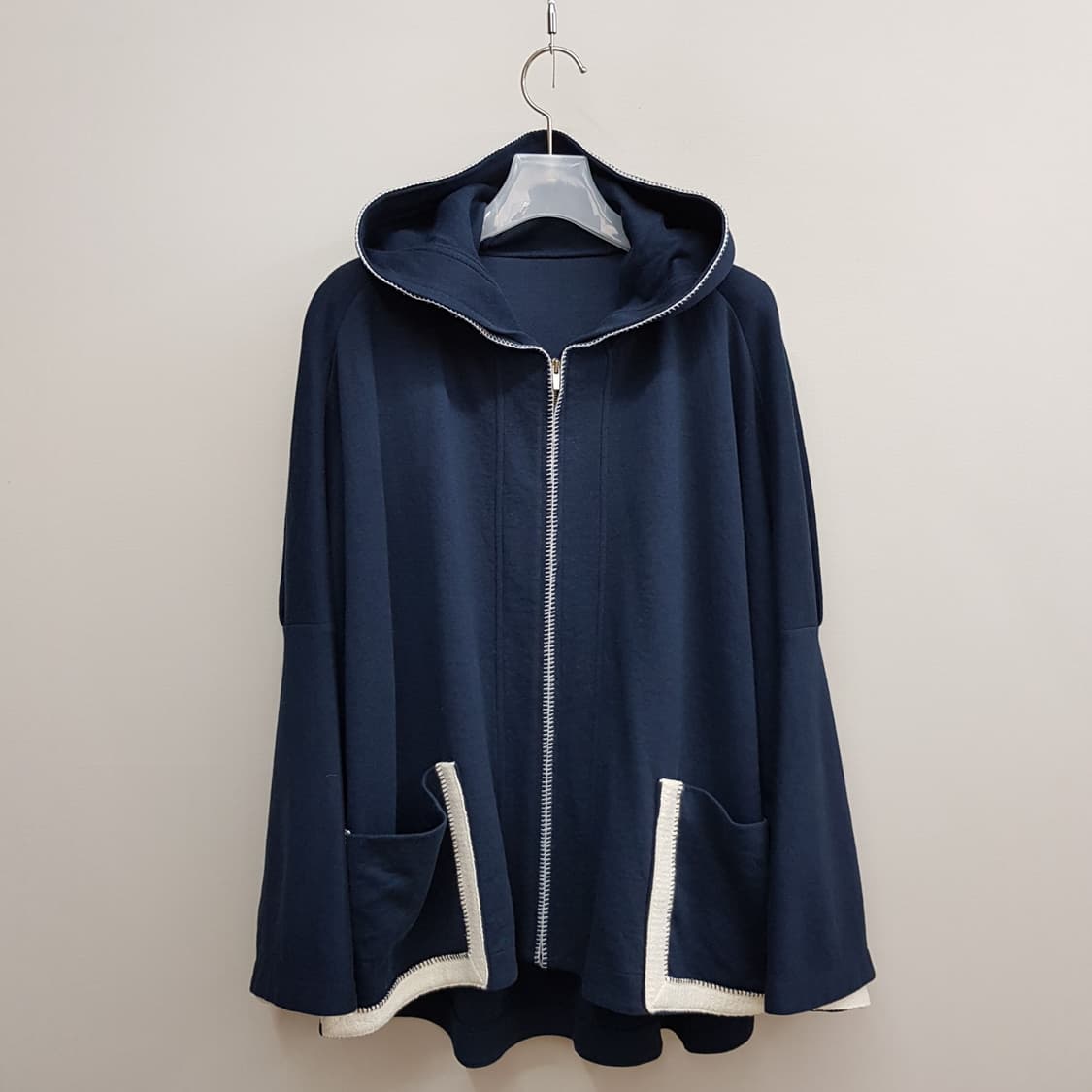 한섬 시스템 2021 배색 후드 플레어 집업 88-98-165사이즈 상품이미지1