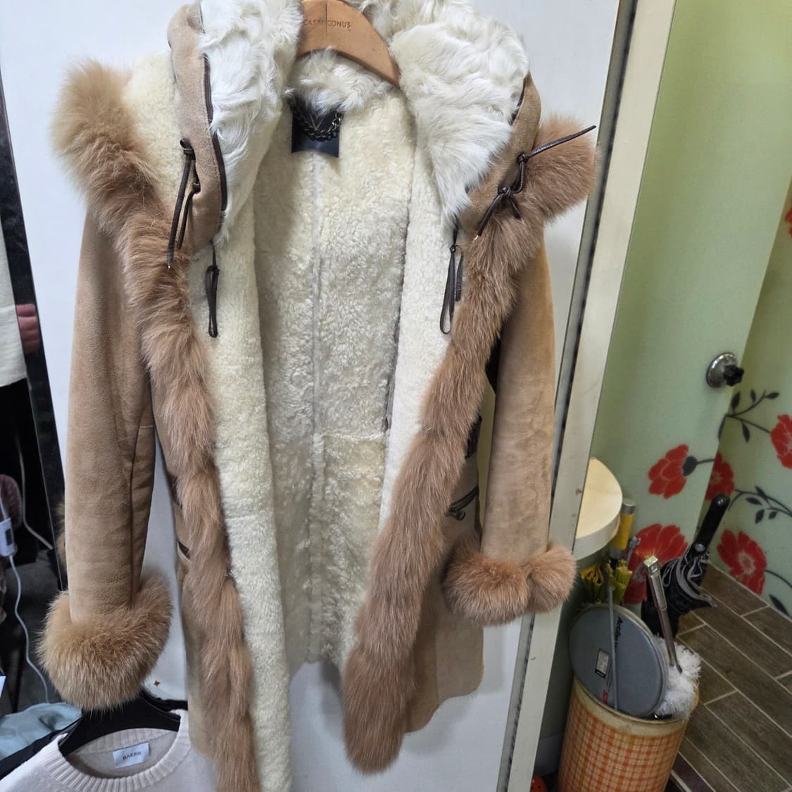 제시뉴욕 시어링 무스탕 상품이미지2